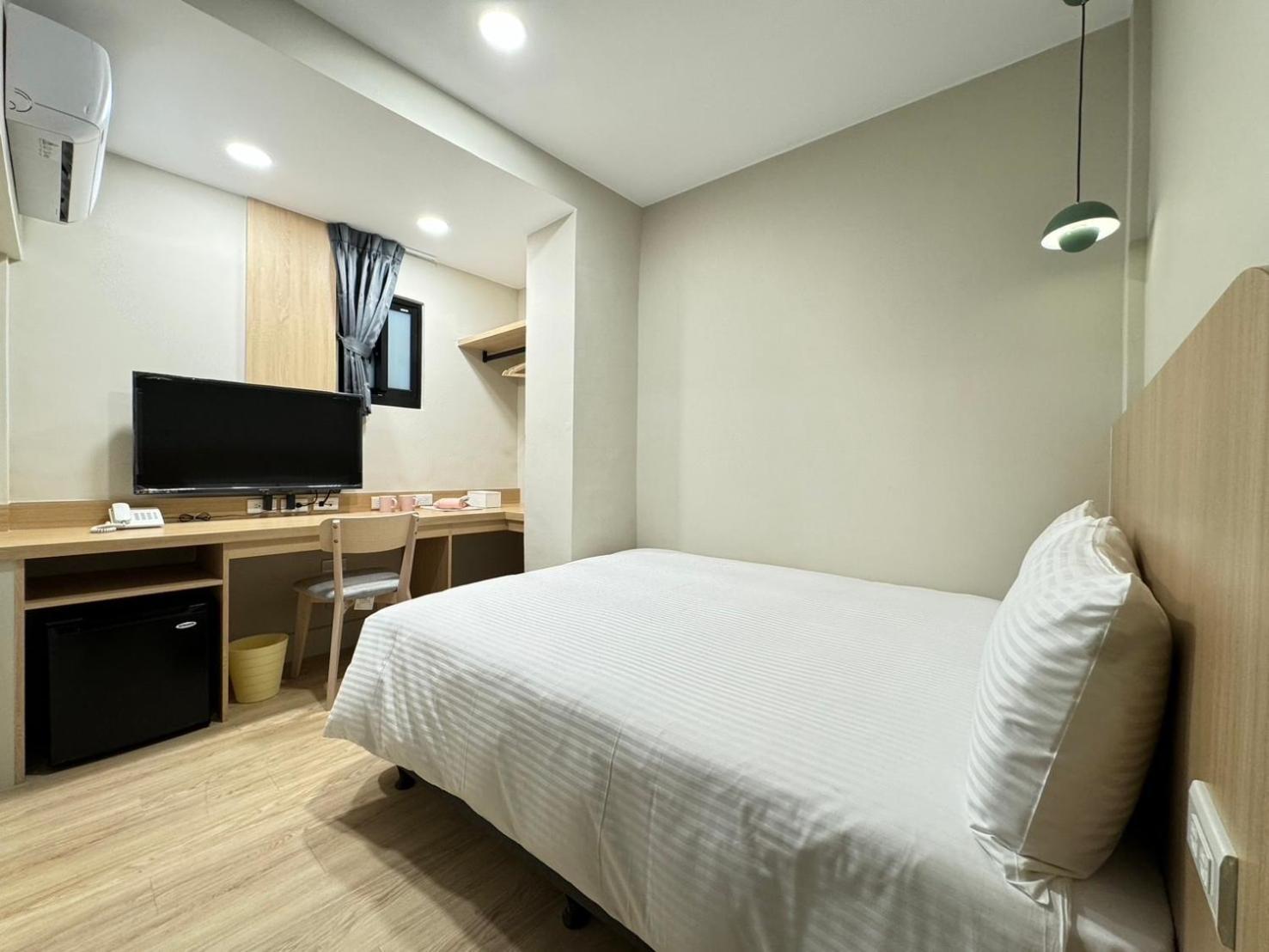 Yoshi Hotel - Tainan Sinmei Branch ภายนอก รูปภาพ