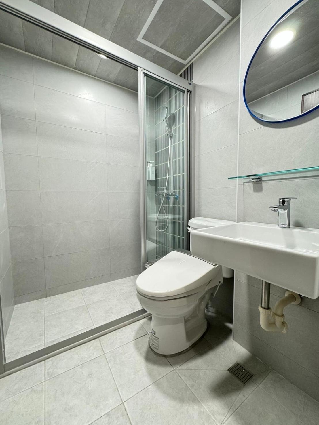 Yoshi Hotel - Tainan Sinmei Branch ภายนอก รูปภาพ