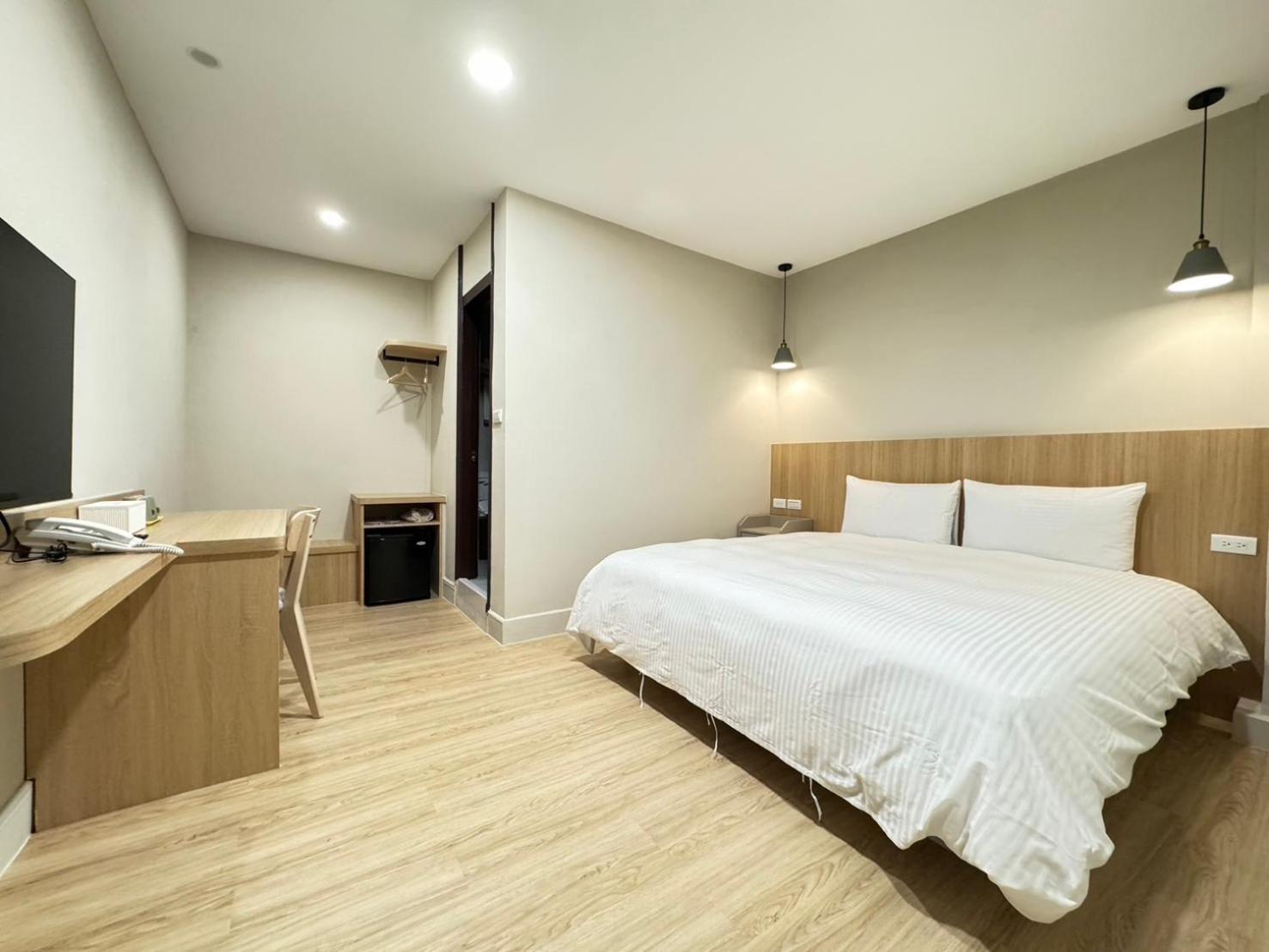 Yoshi Hotel - Tainan Sinmei Branch ภายนอก รูปภาพ
