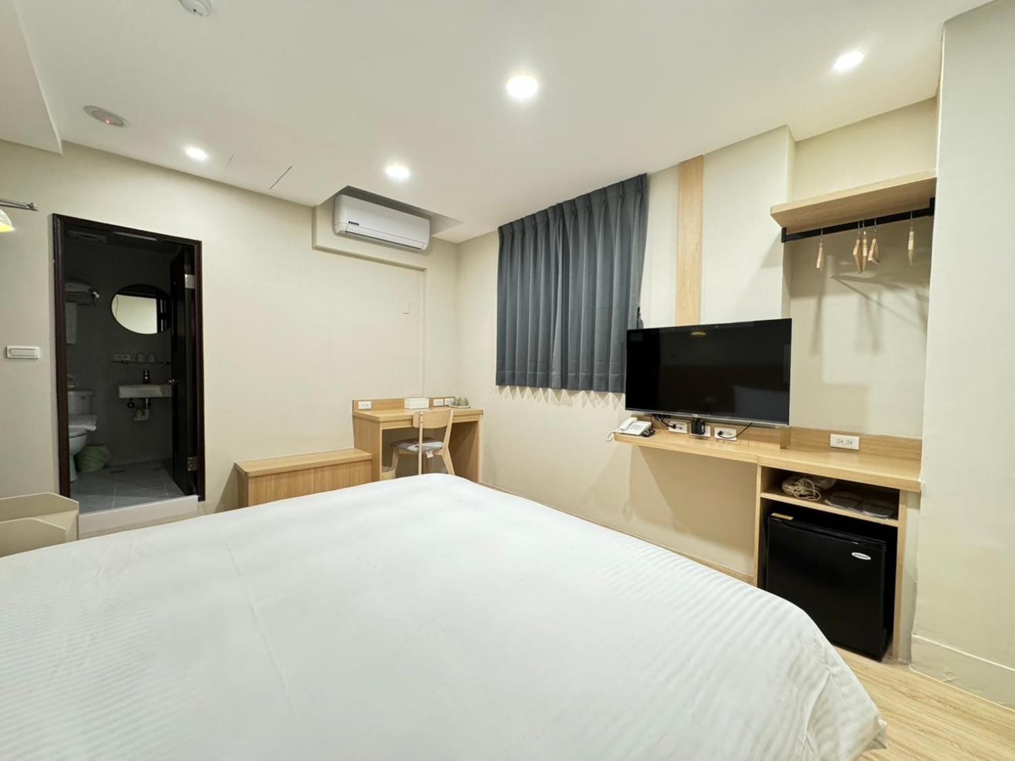 Yoshi Hotel - Tainan Sinmei Branch ภายนอก รูปภาพ